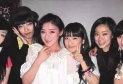 闺蜜吃娱乐圈瓜,娱乐圈幕后秘闻大揭秘